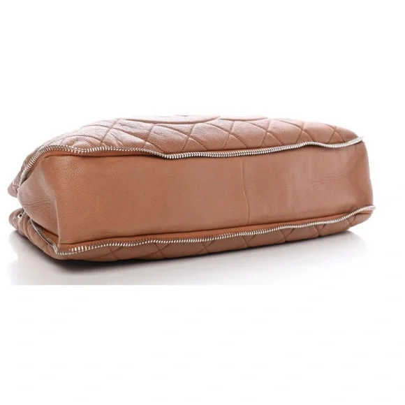 Chanel Quilted Timeless Tote Caviar expandable zipper - Picture 4 of 16